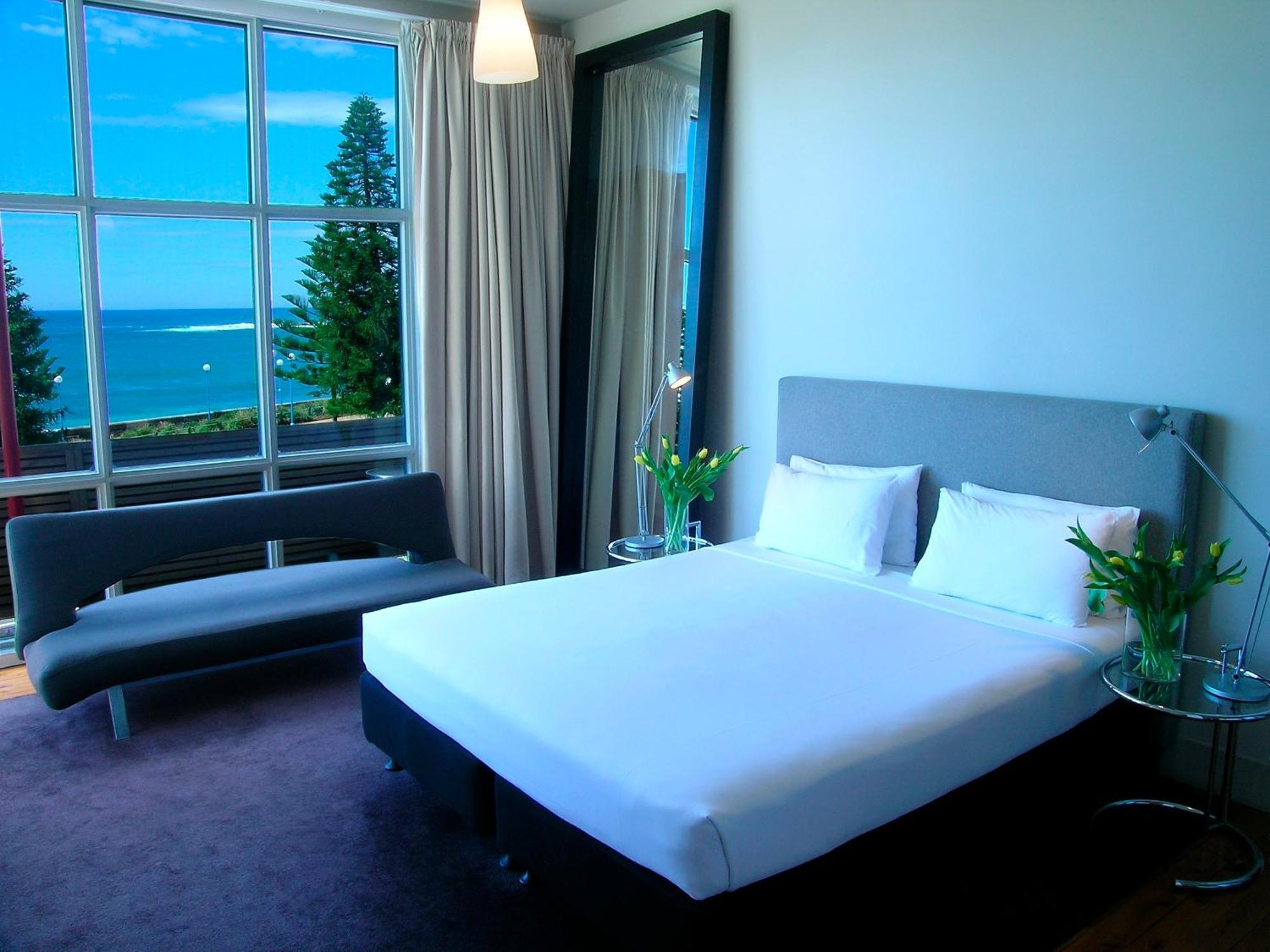 Hotel Dive Sydney