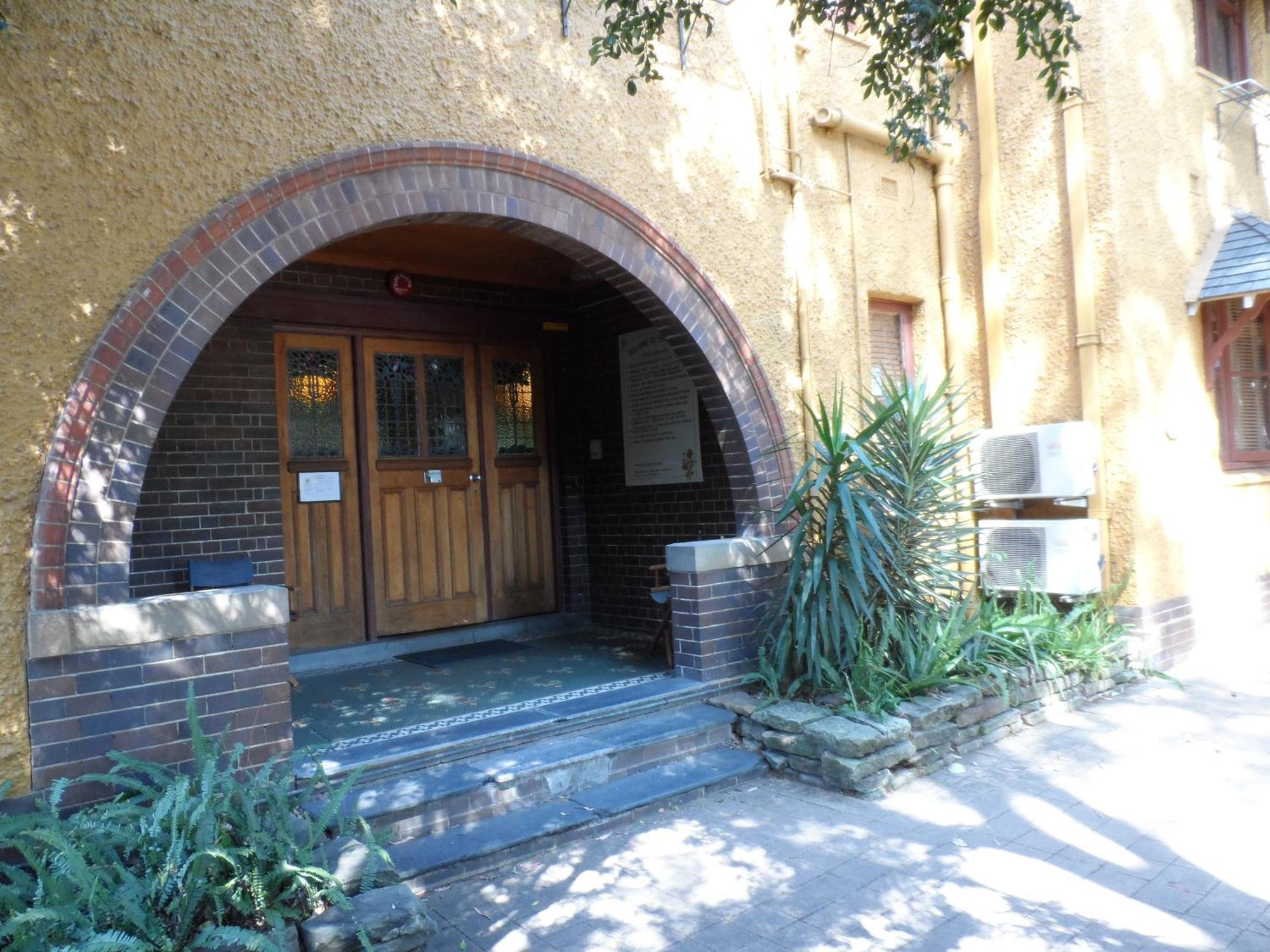 Burwood Bed & Breakfast 3*
