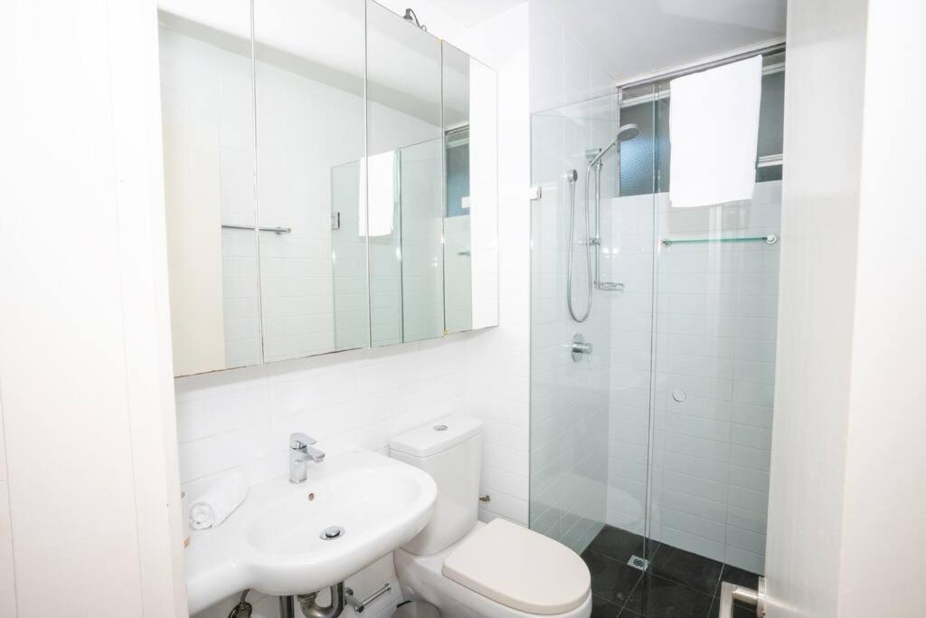 Apartment Studio Elizabeth Bay Close To City And Marina *