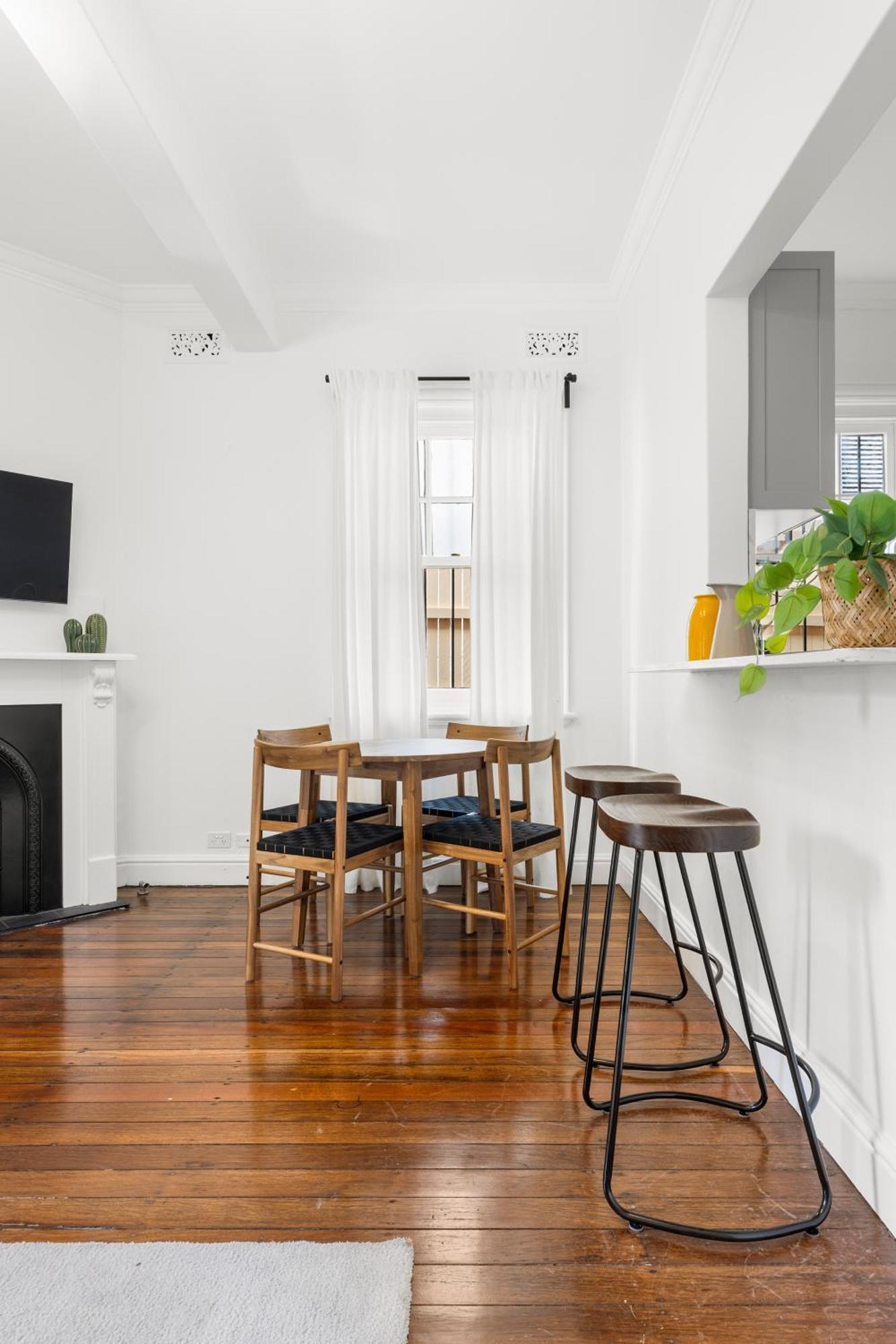 Perfect 2br Harbour View Apartment