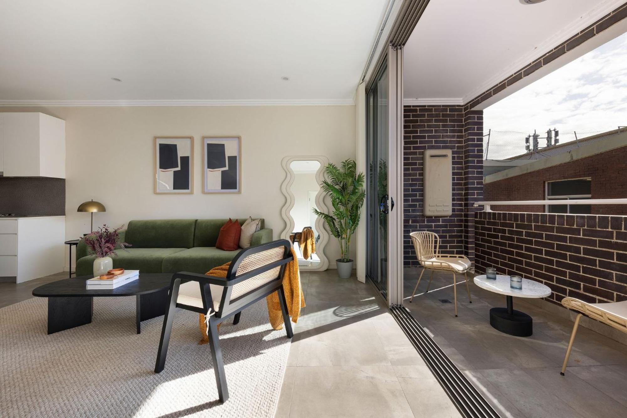 Kahlo Alexandria - Stylish 2 Bdrm Walk To Train *