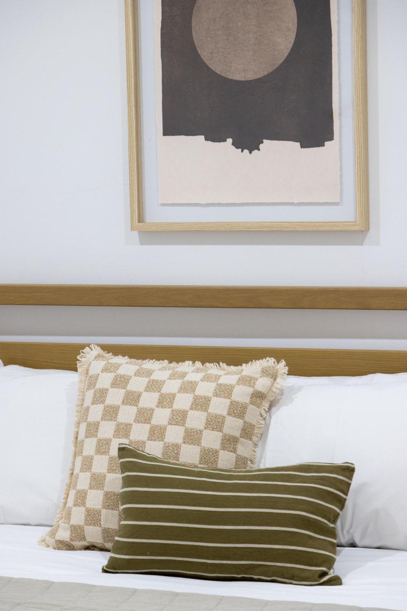 Apartment Kahlo Alexandria - Stylish 2 Bdrm Walk To Train