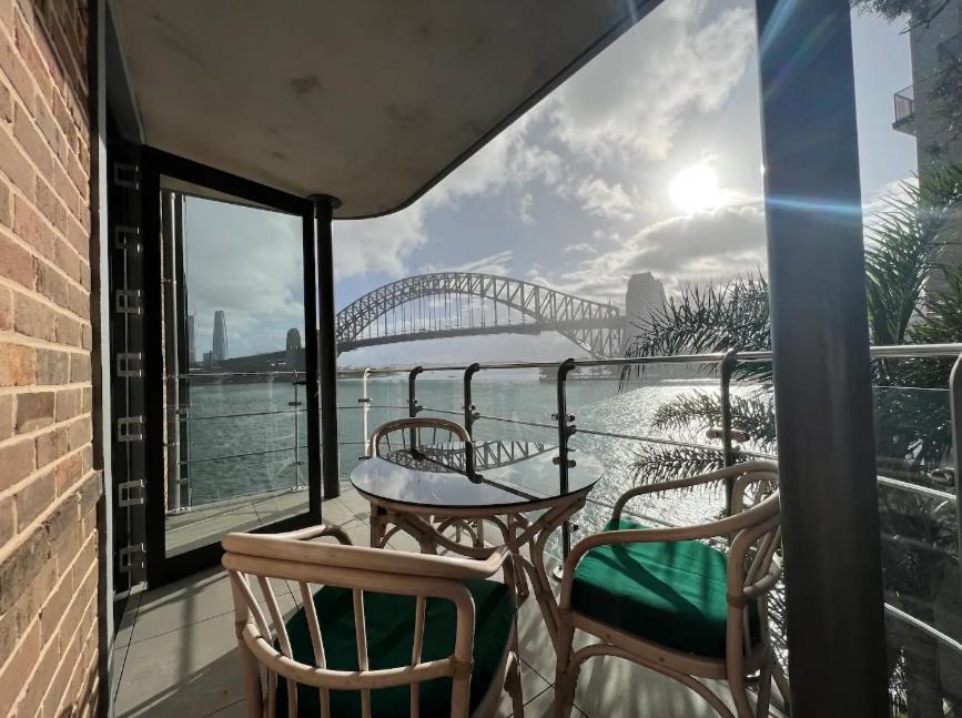 Transcending Sydney