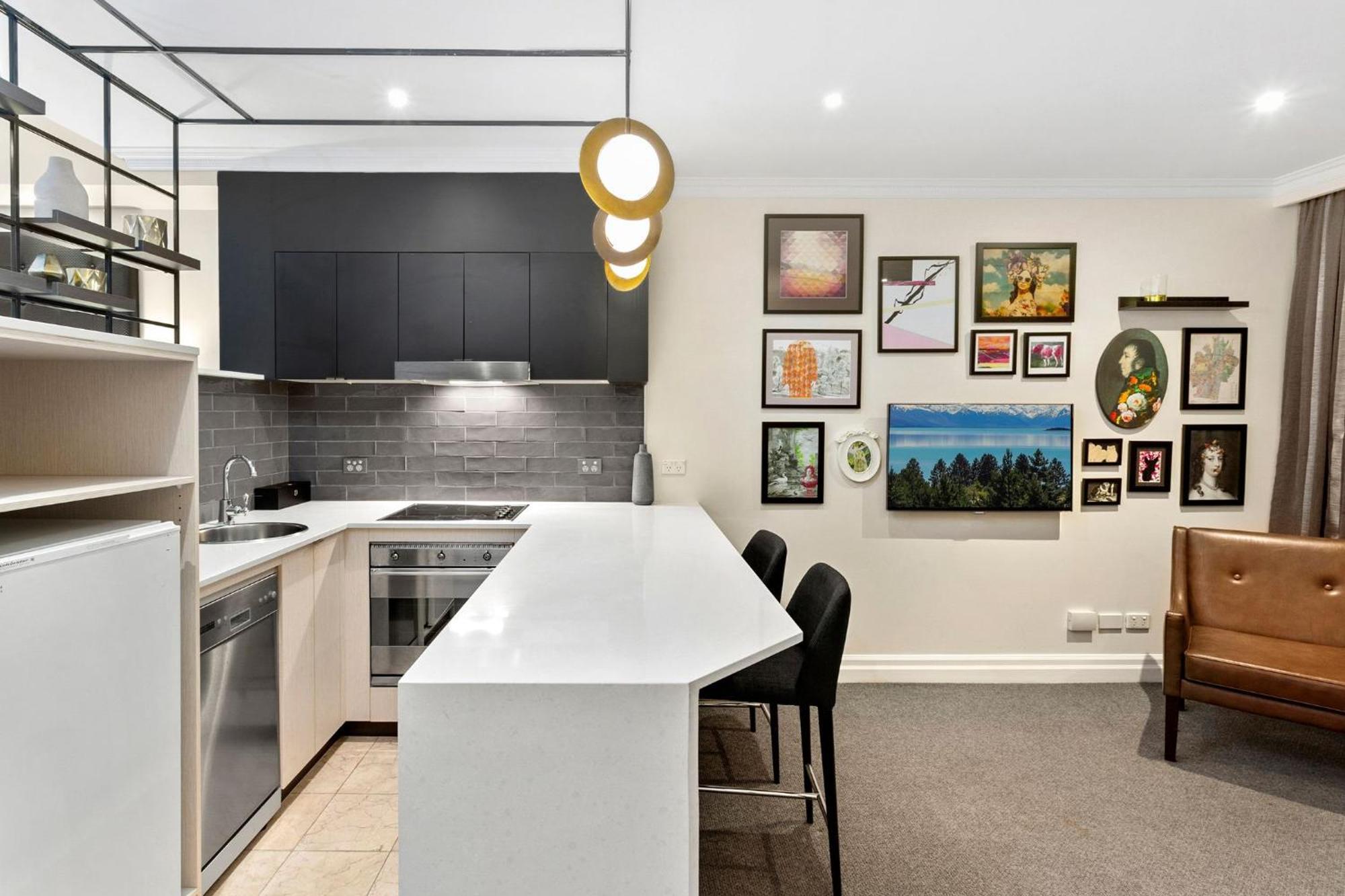Apartment Kozyguru Stylish In Prime Cbd *