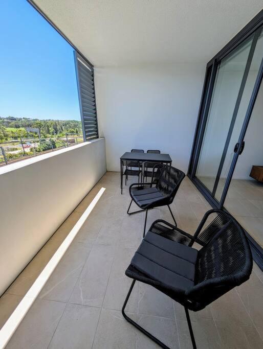 Modern 2 Bedroom Close To Amenities!