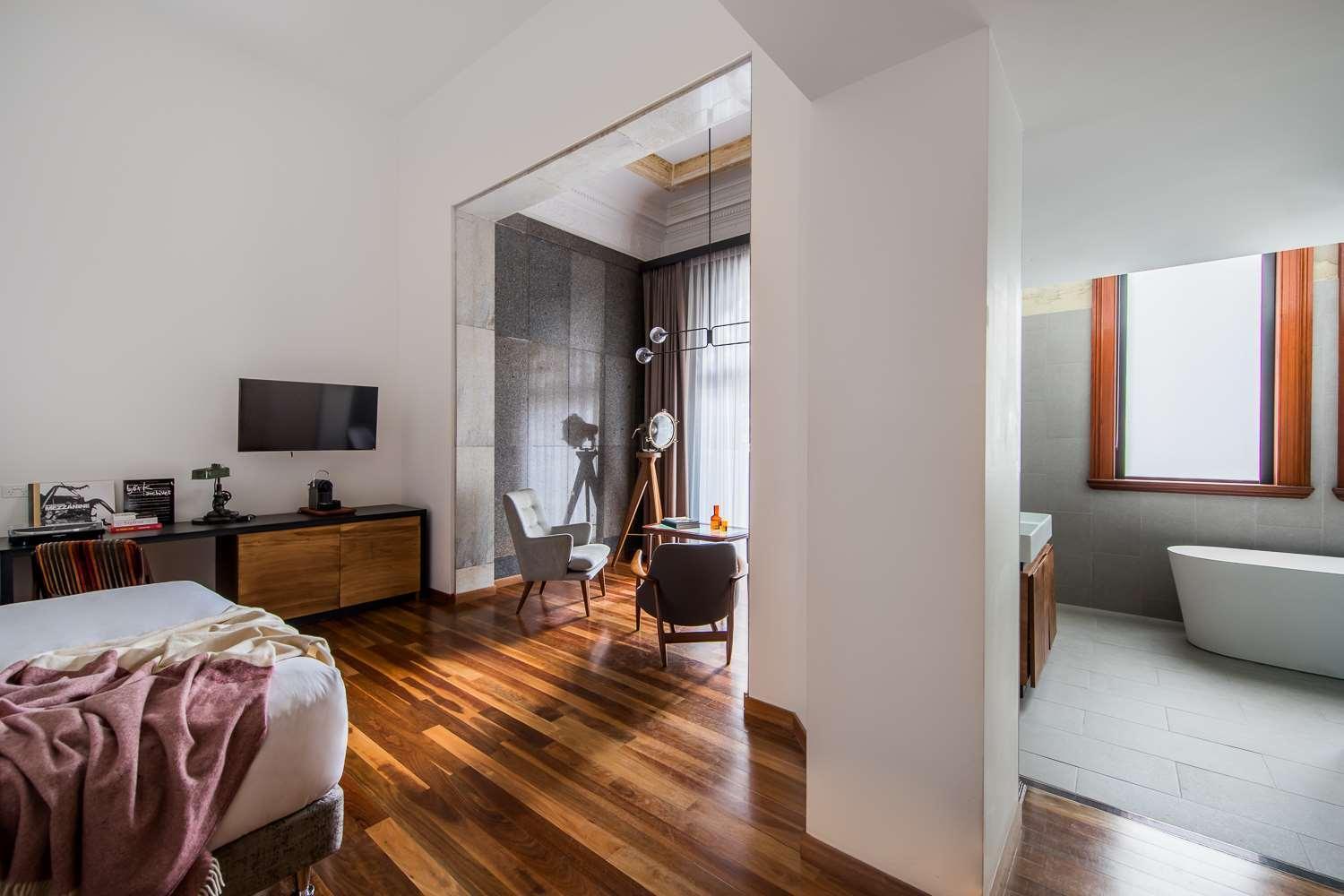 Hotel The Old Clare By Ode