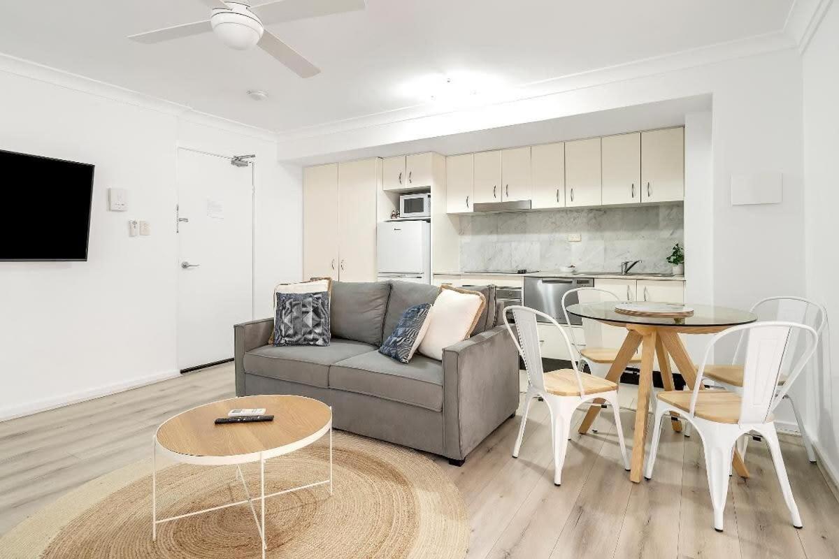 Apartment Modern Coastal City Escape In Manly Sydney