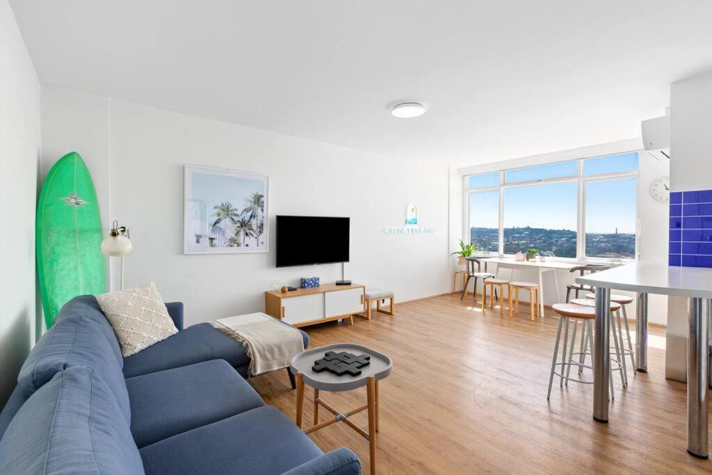 Endless Views By Dreams With Parking Apartment