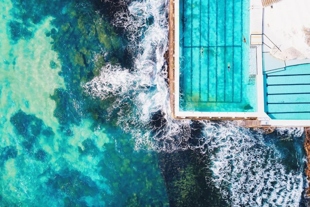 Endless Views By Dreams With Parking Sydney