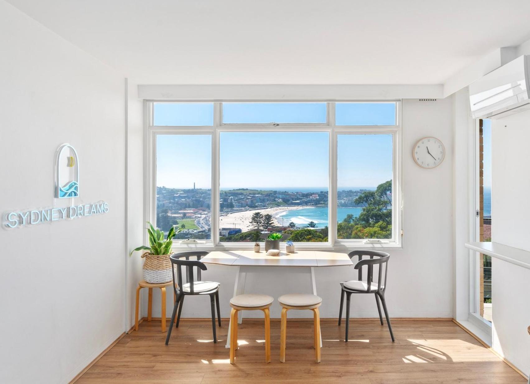 Apartment Endless Views By Dreams With Parking Sydney