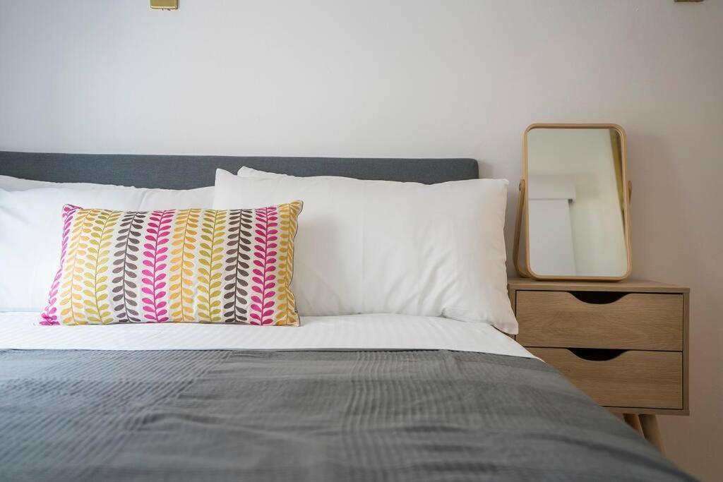 Bondi Bch 1bed Gem On Eat St-refurbished *