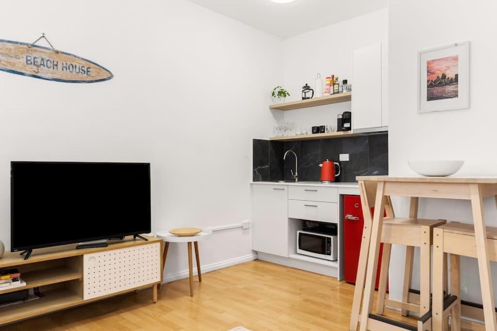 Bondi Bch 1bed Gem On Eat St-refurbished Apartment