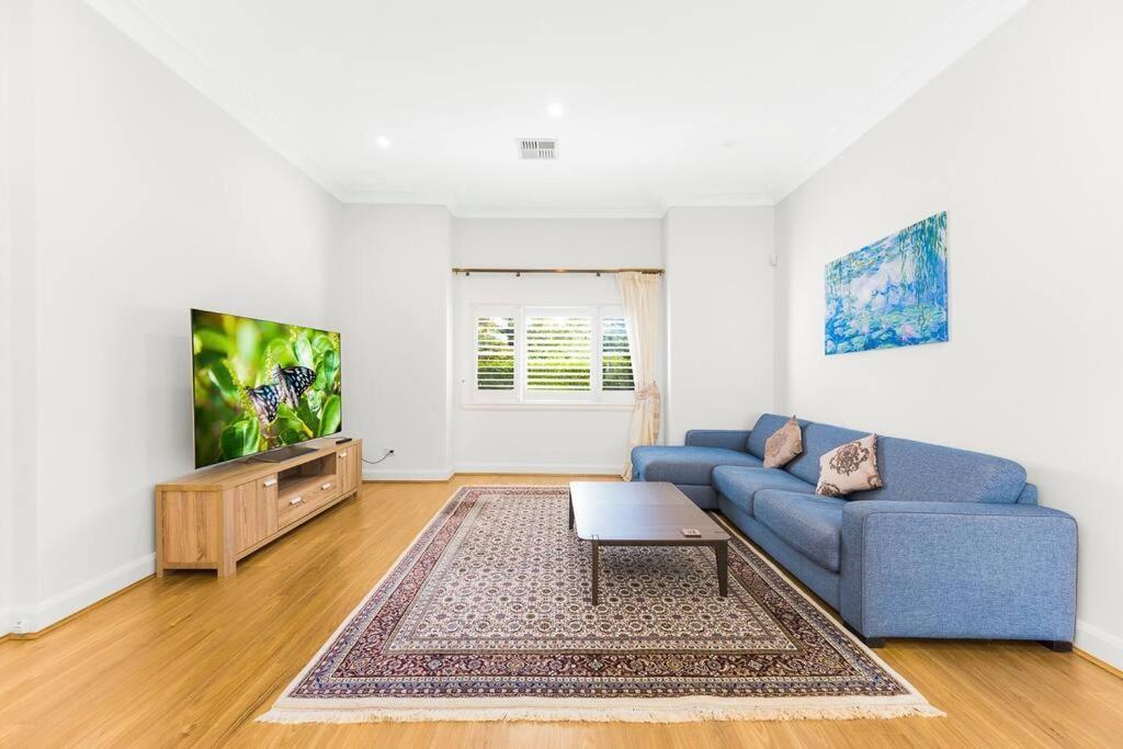 Elegant Cozy House In Chatswood, Maxi 10 People *