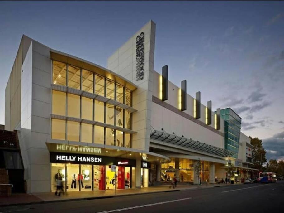 Elegant Cozy House In Chatswood, Maxi 10 People *