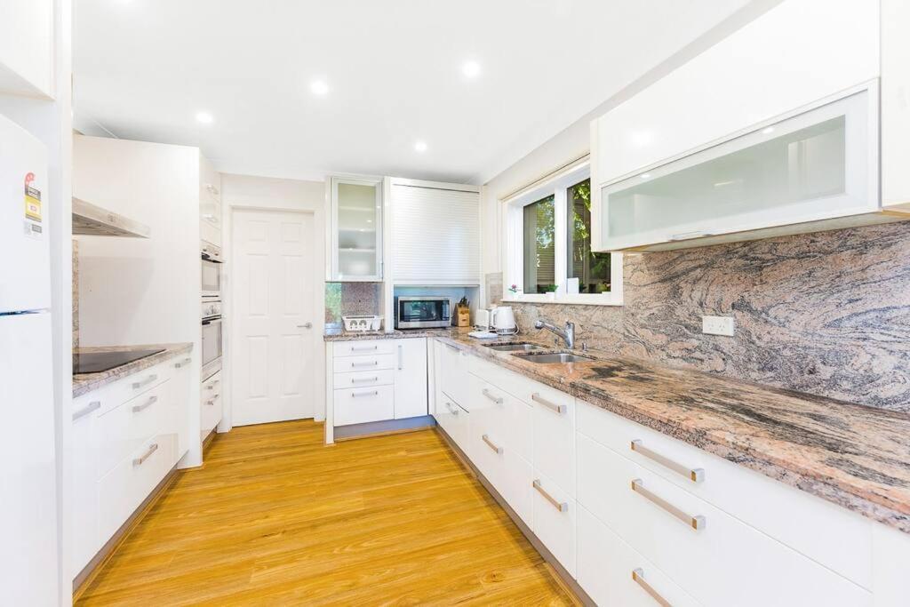 Villa Elegant Cozy House In Chatswood, Maxi 10 People