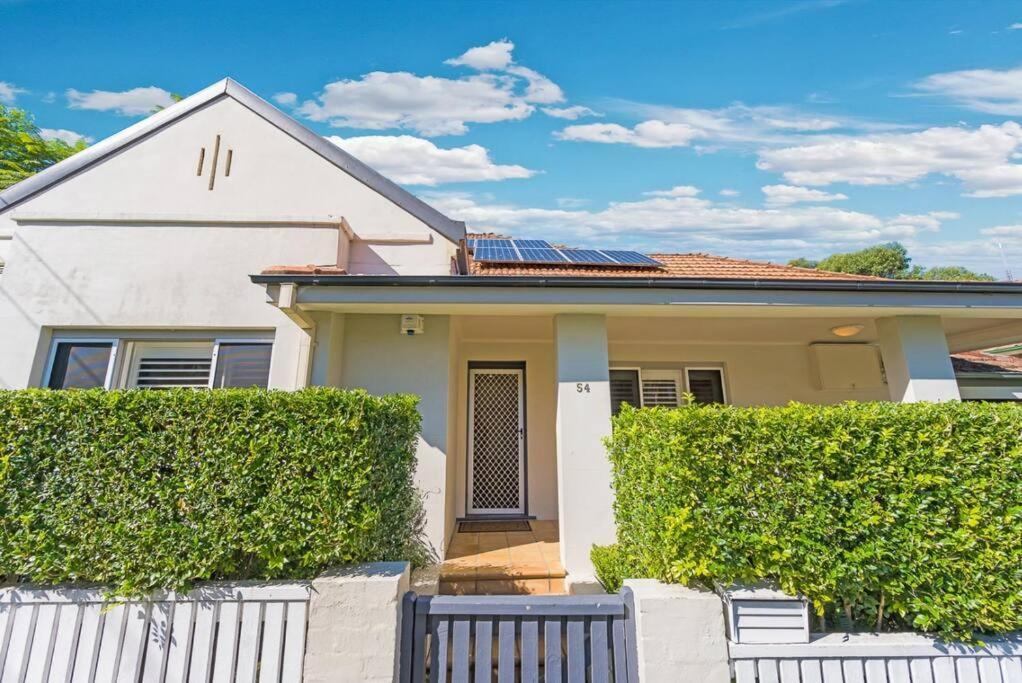Elegant Cozy House In Chatswood, Maxi 10 People *
