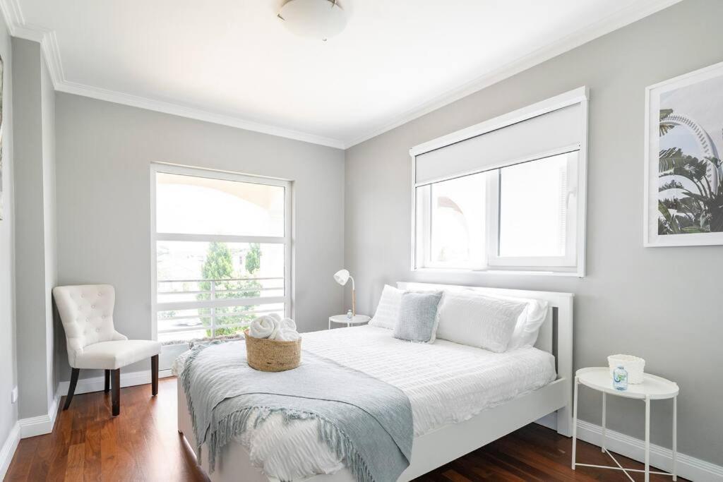New Furnish, 3 Min Syd Airport, 1 Min Walk *