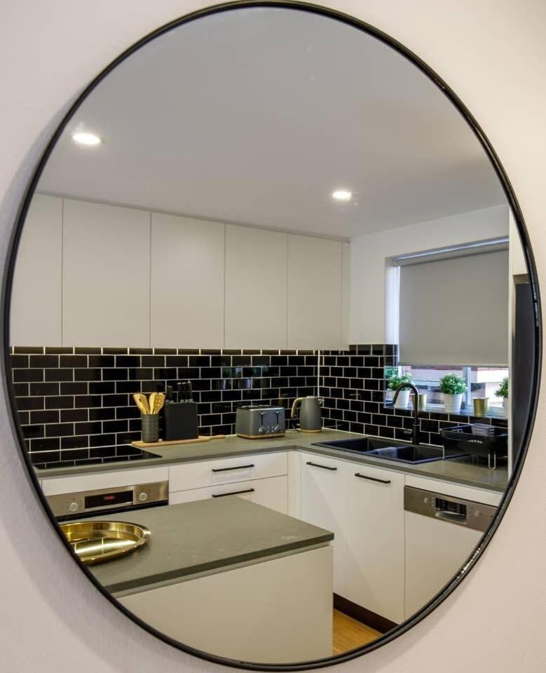 2 Bdrm In Annandale With Courtyard & Parking Apartamento Sidney