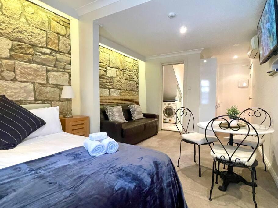 Apartment Escape - Pyrmont Stylish