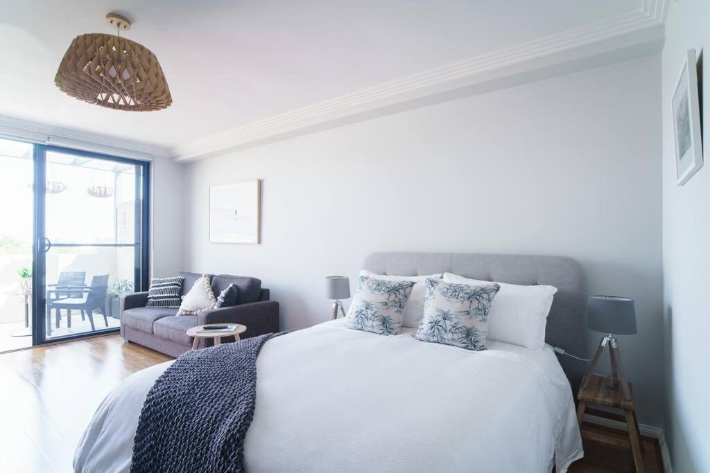 Sunny Large Bondi -lift-parking-balcony-ac Apartamento *