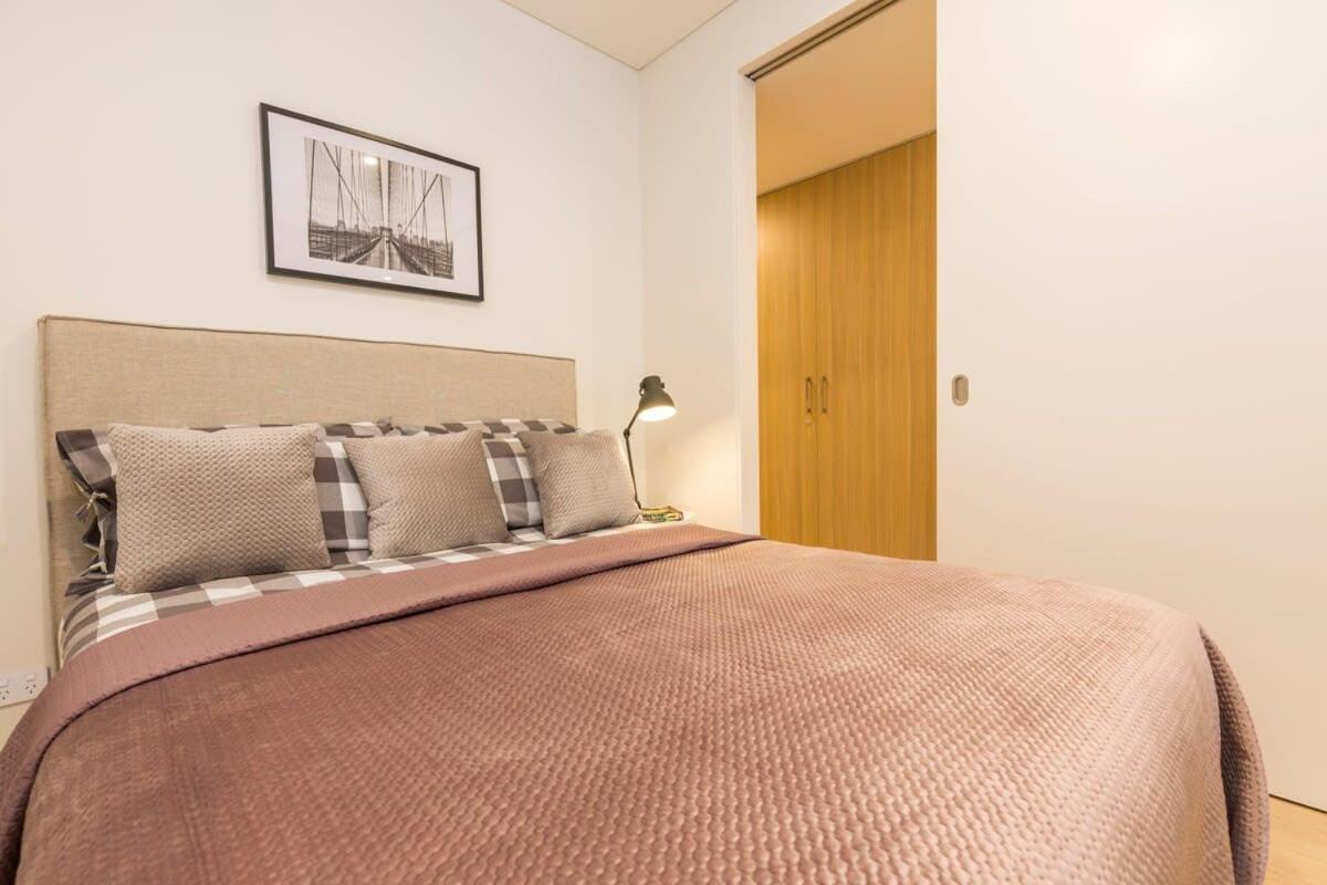 Air Conditioned One Bedroom With Pool Close To Cbd Apartment *