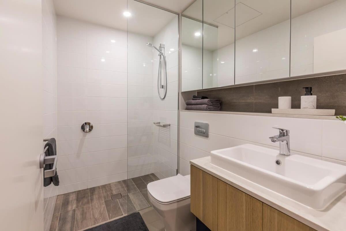 Air Conditioned One Bedroom With Pool Close To Cbd Apartment