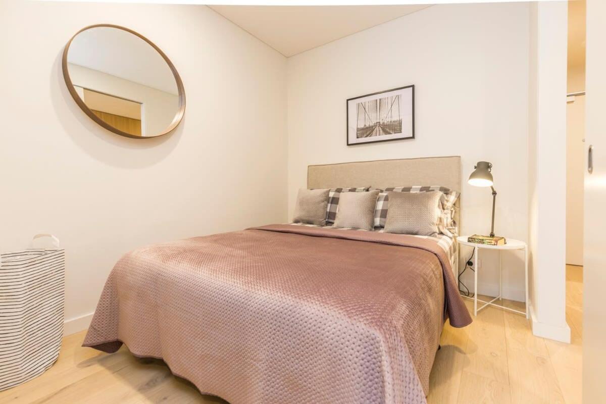 Air Conditioned One Bedroom With Pool Close To Cbd Apartment Sydney