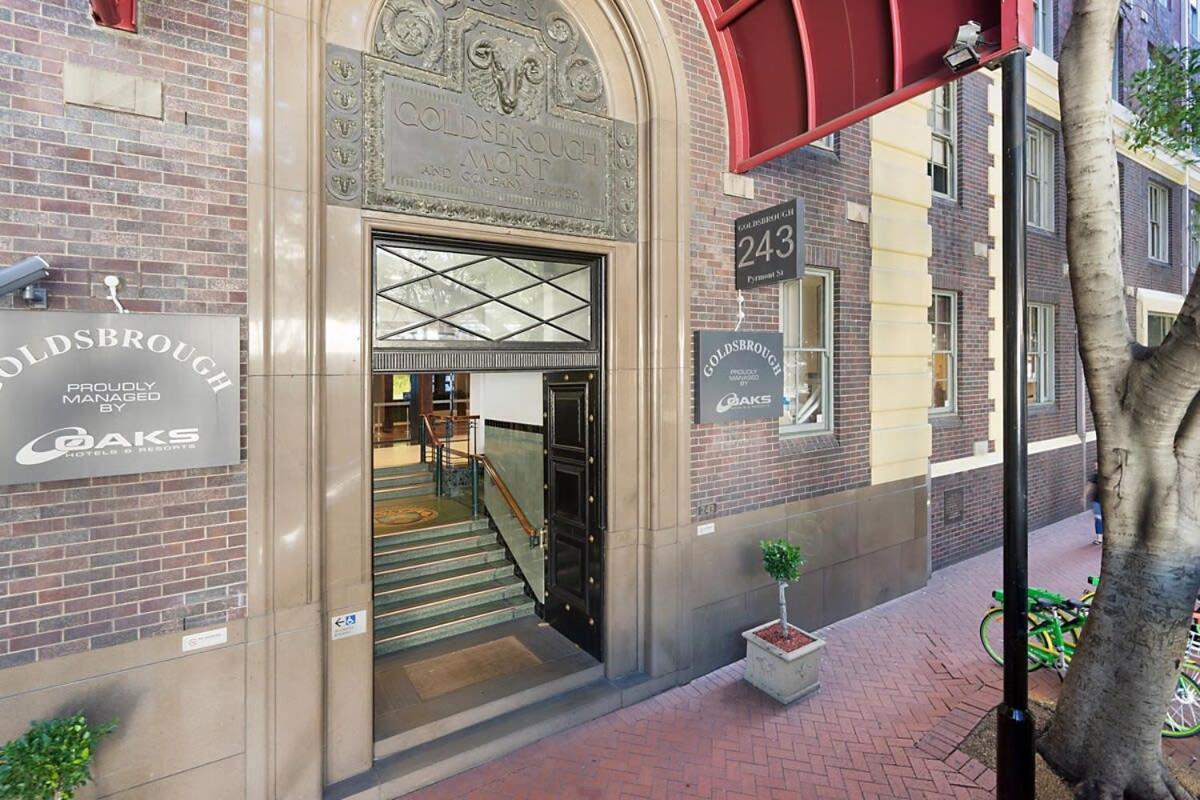 Perfect Pyrmont Penthouse With Tower View * Sidney