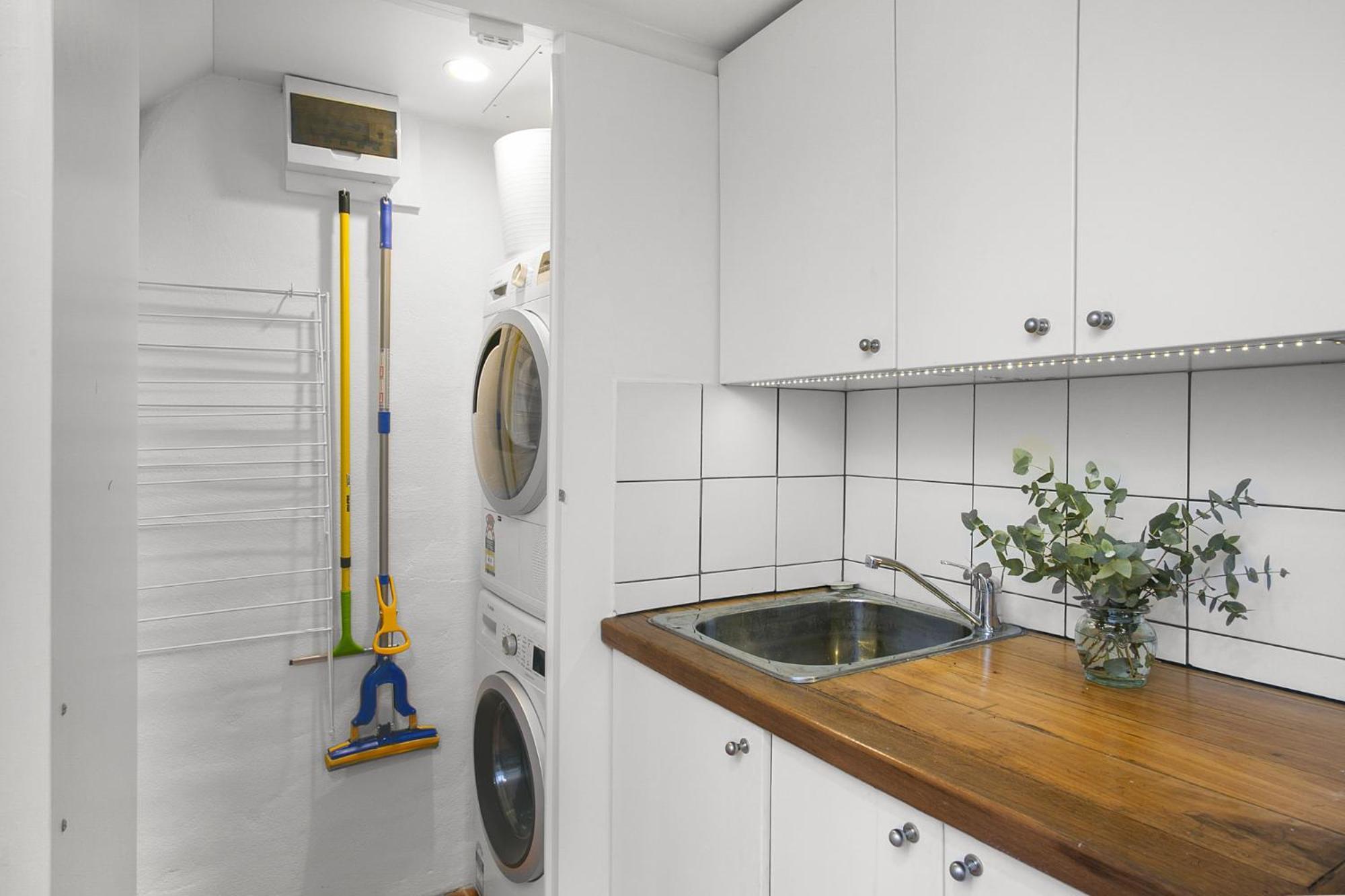 Family Terrace Close To Oxford Street And Cbd Sidney