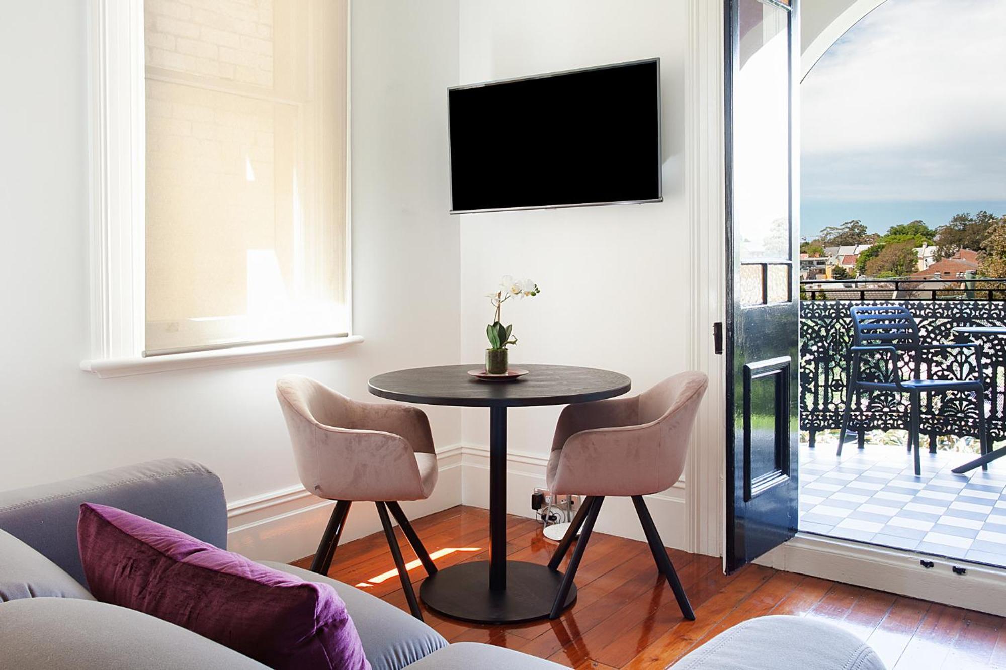 Charming With Balcony In Inner-city Glebe Apartamento *