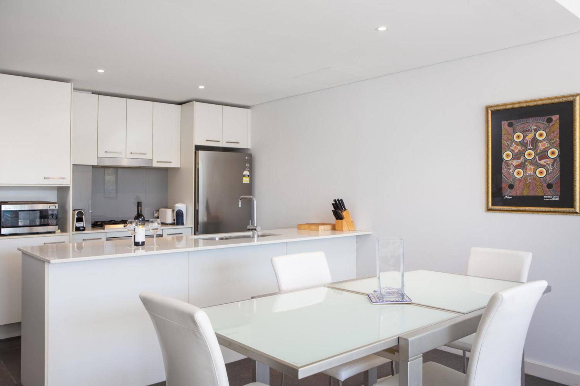 Spacious Modern In Sydney's North Shore Sydney