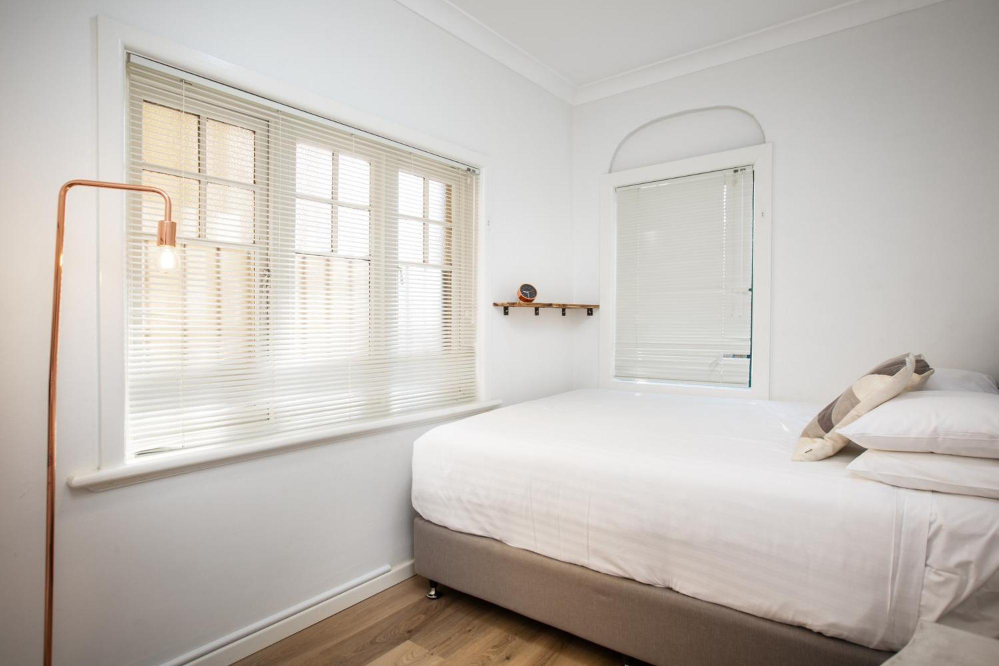 Suburban Two-bed With Parking And Patio *