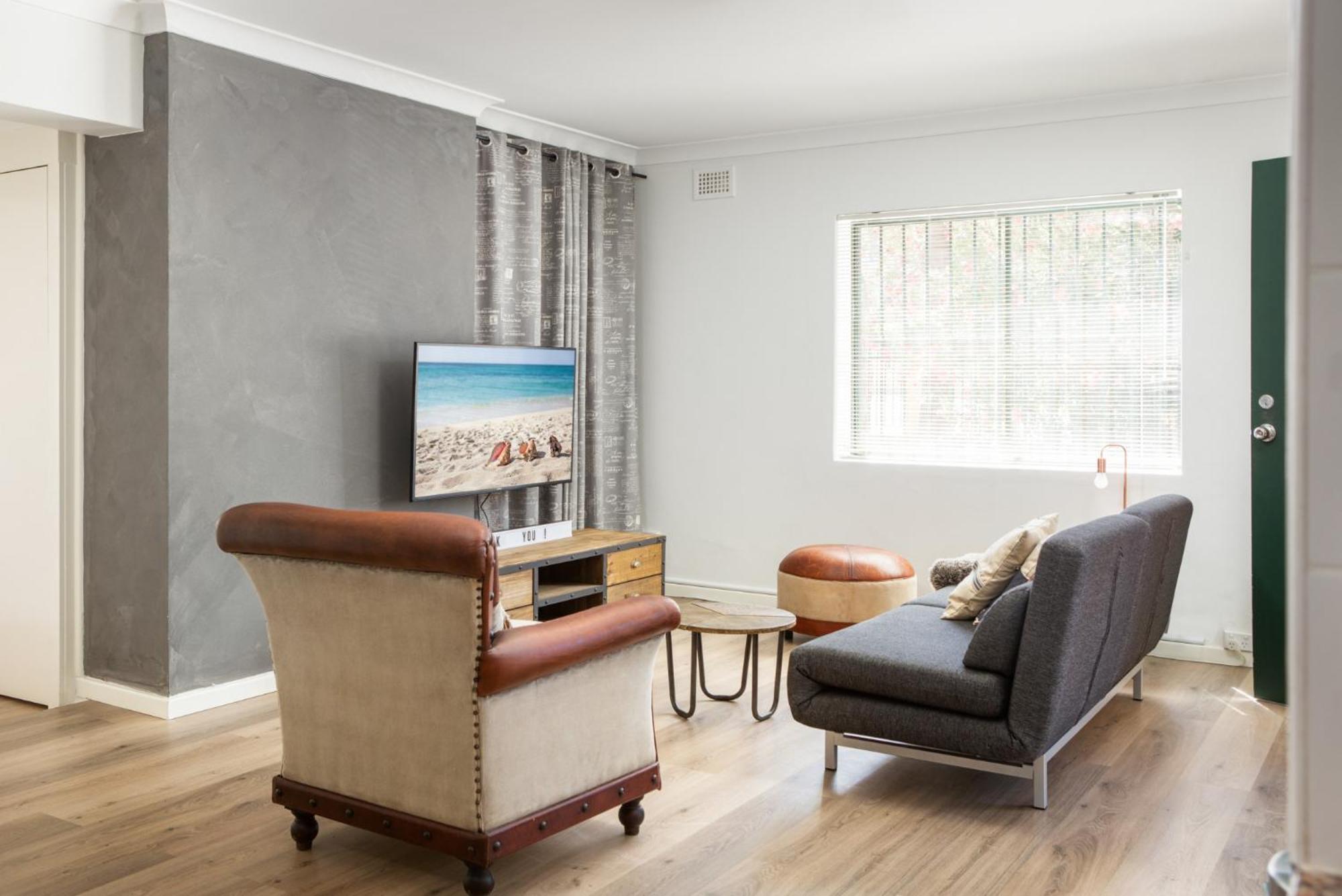 Suburban Two-bed With Parking And Patio Apartment Sydney