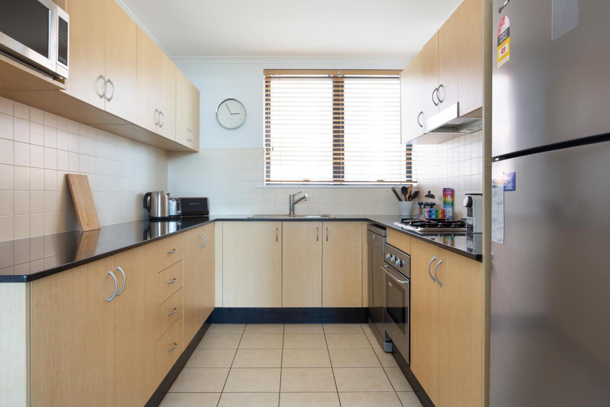 Apartment Chic Unit With Rooftop Terrace Near Sights & Shops