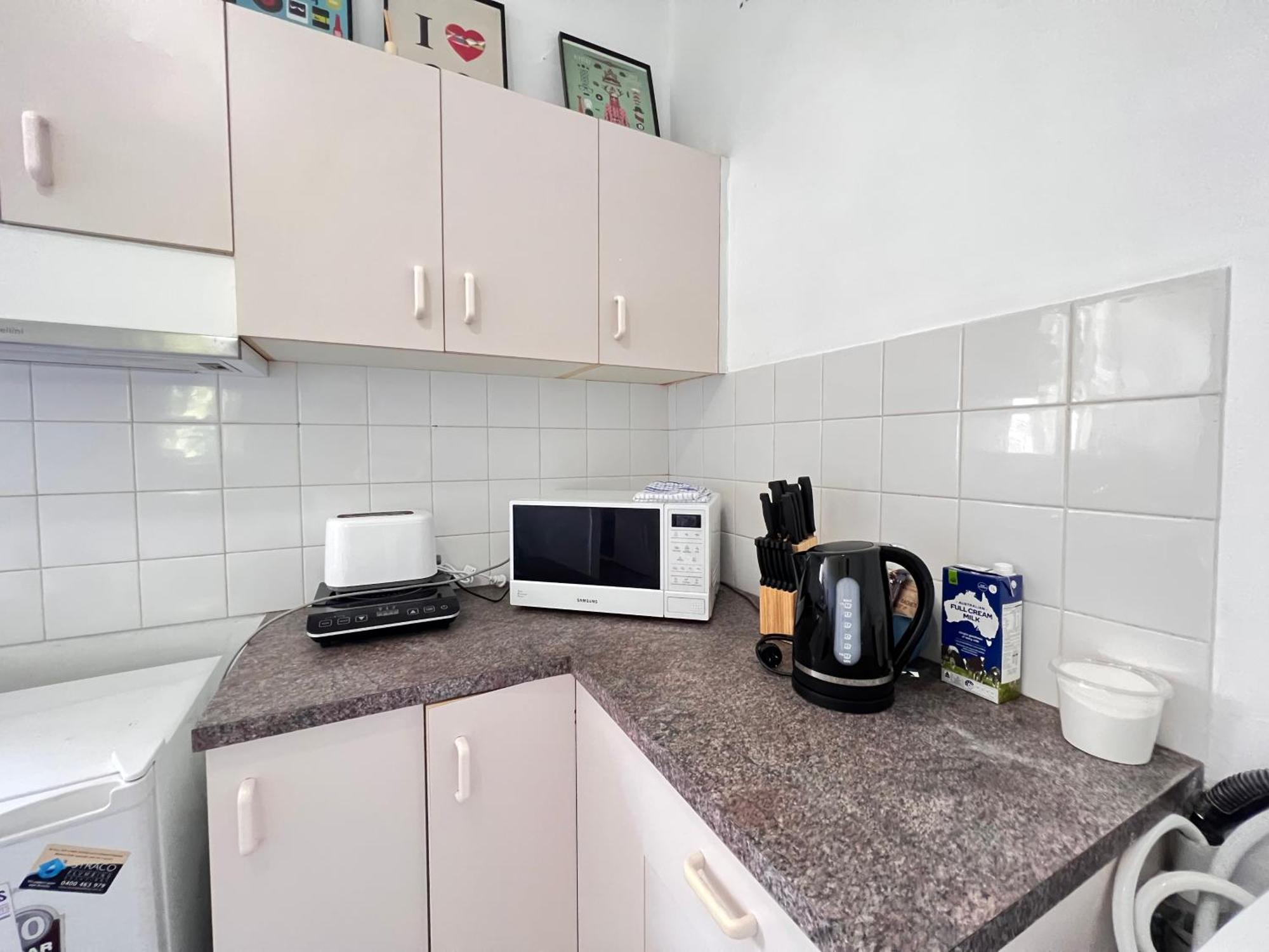 307 Malabar Road Units In *