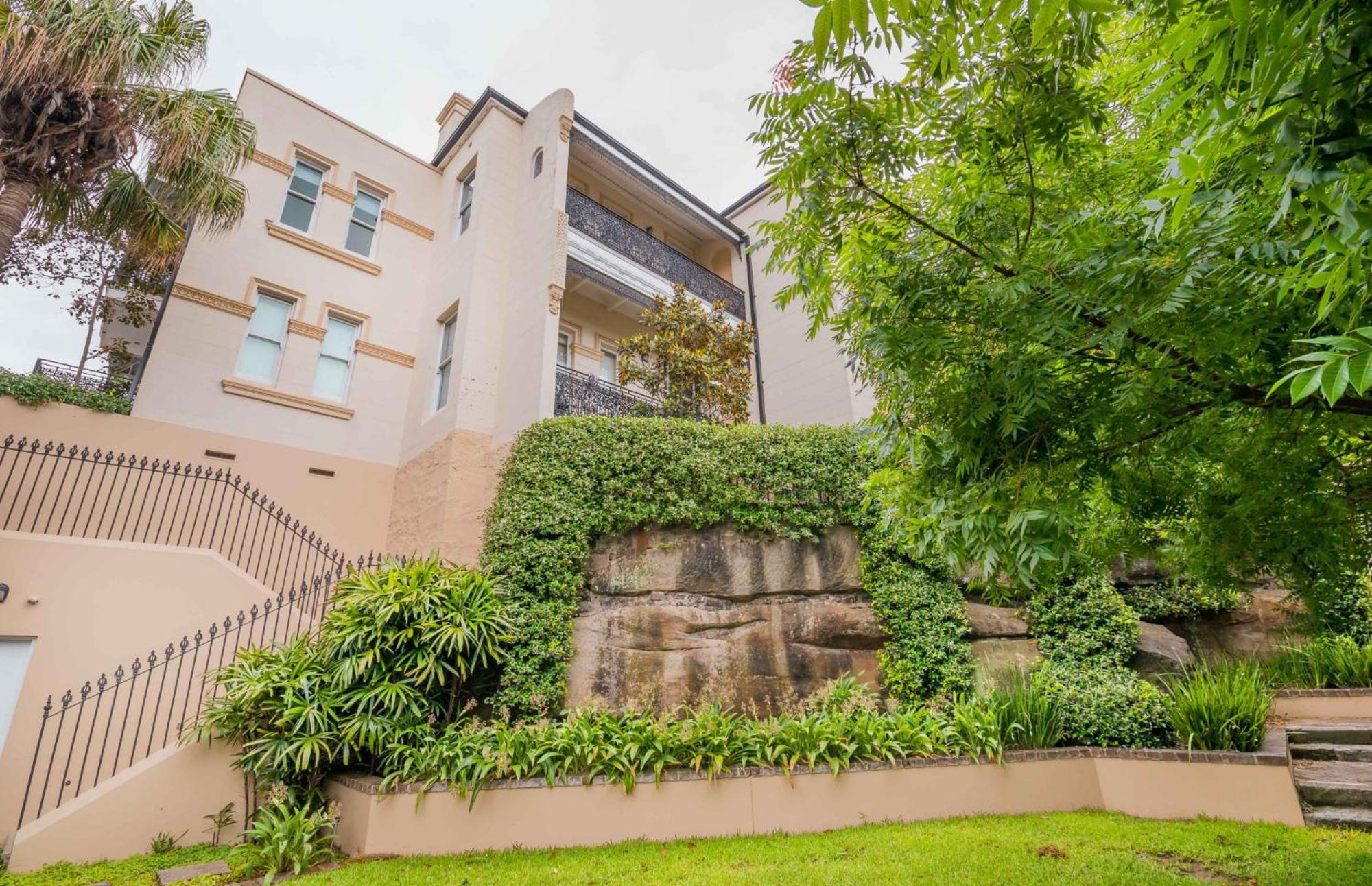Perfect Located Apartment *