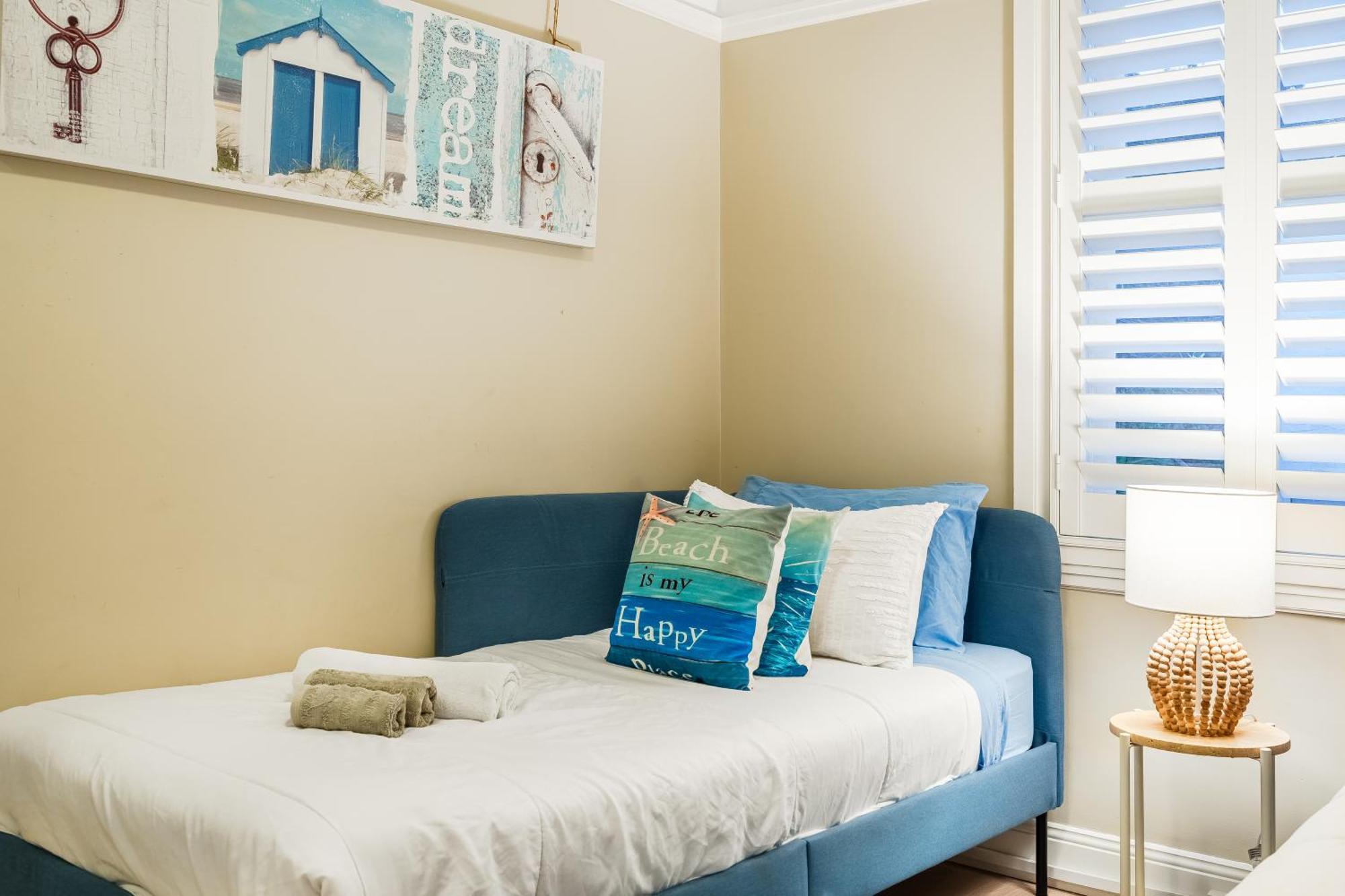 Best Location In Manly Harbour View Apartment Sydney