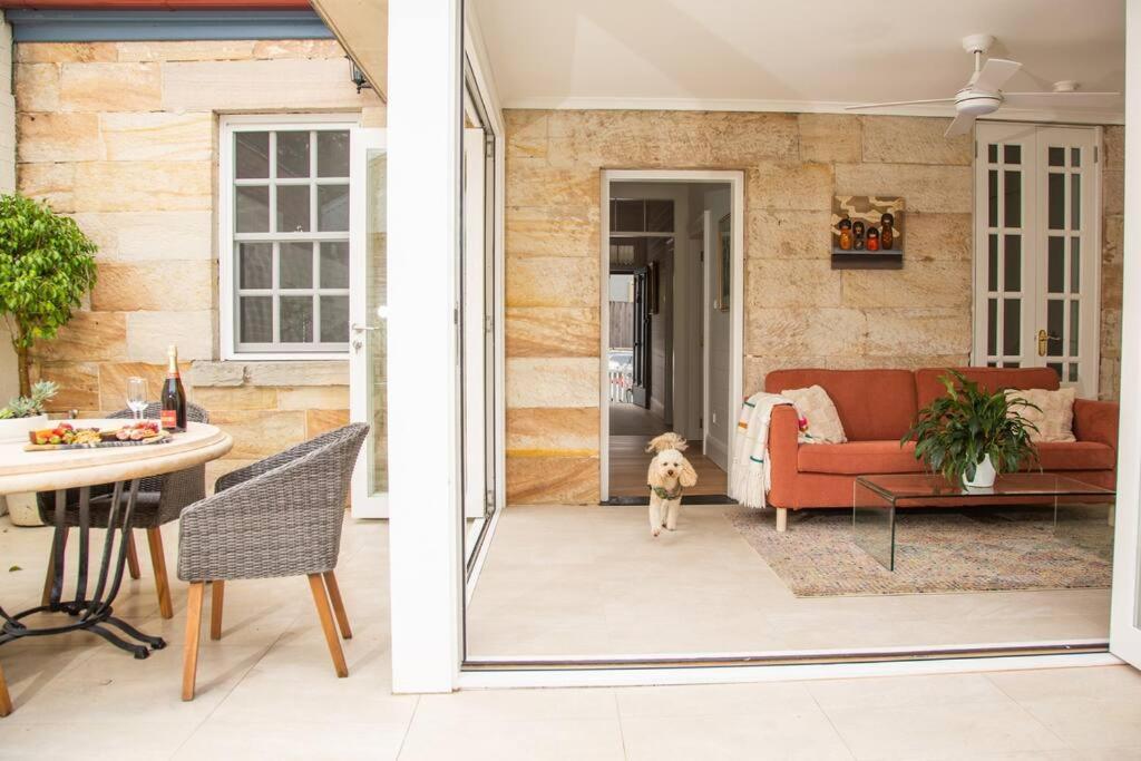 Balmain Sandstone * Sydney