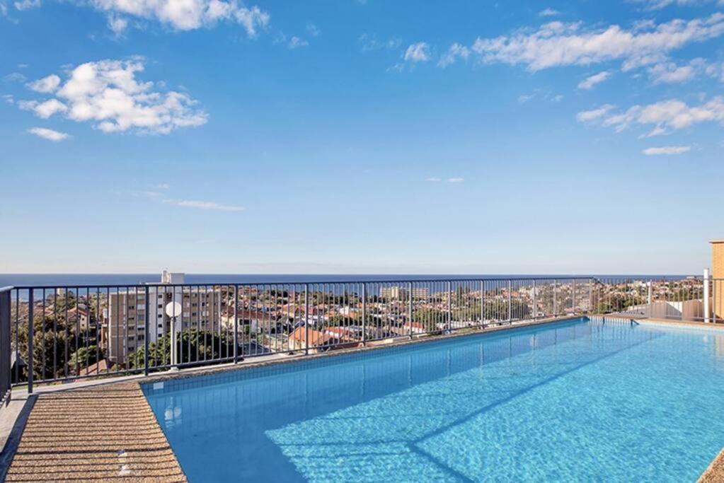 Sam's Bondi Floor - Lift, View, Pool, Secure