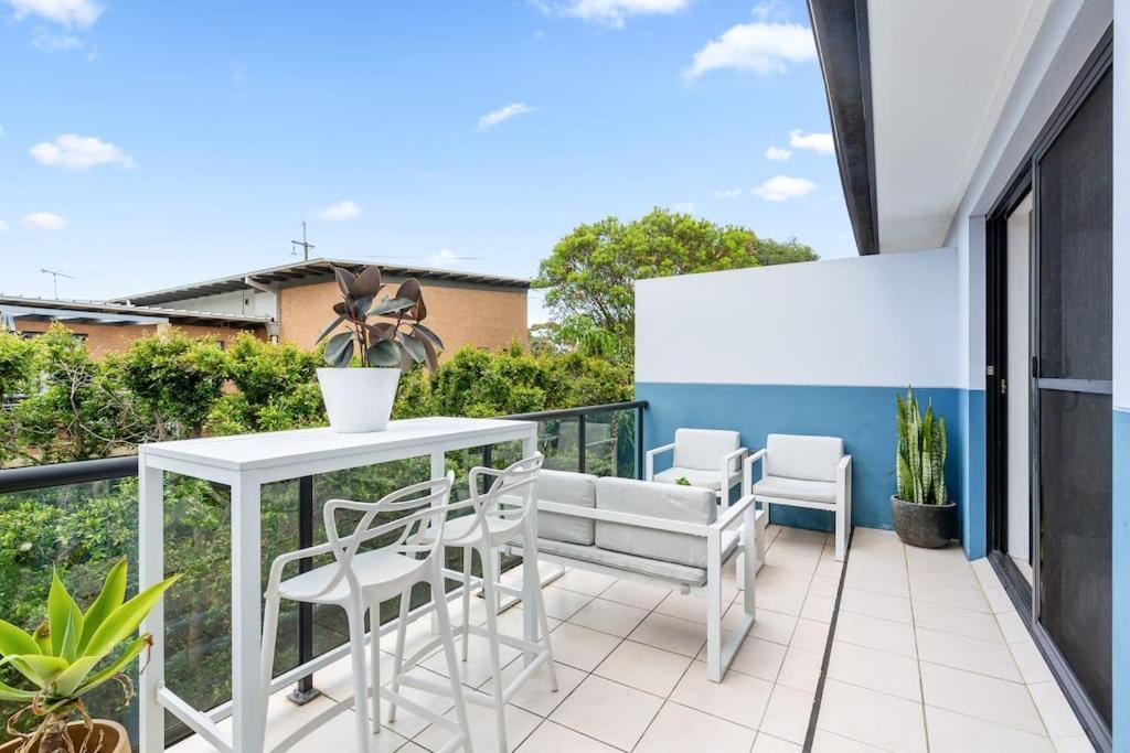 Chic Brookvale Unit-big Balcony! Apartment Sydney