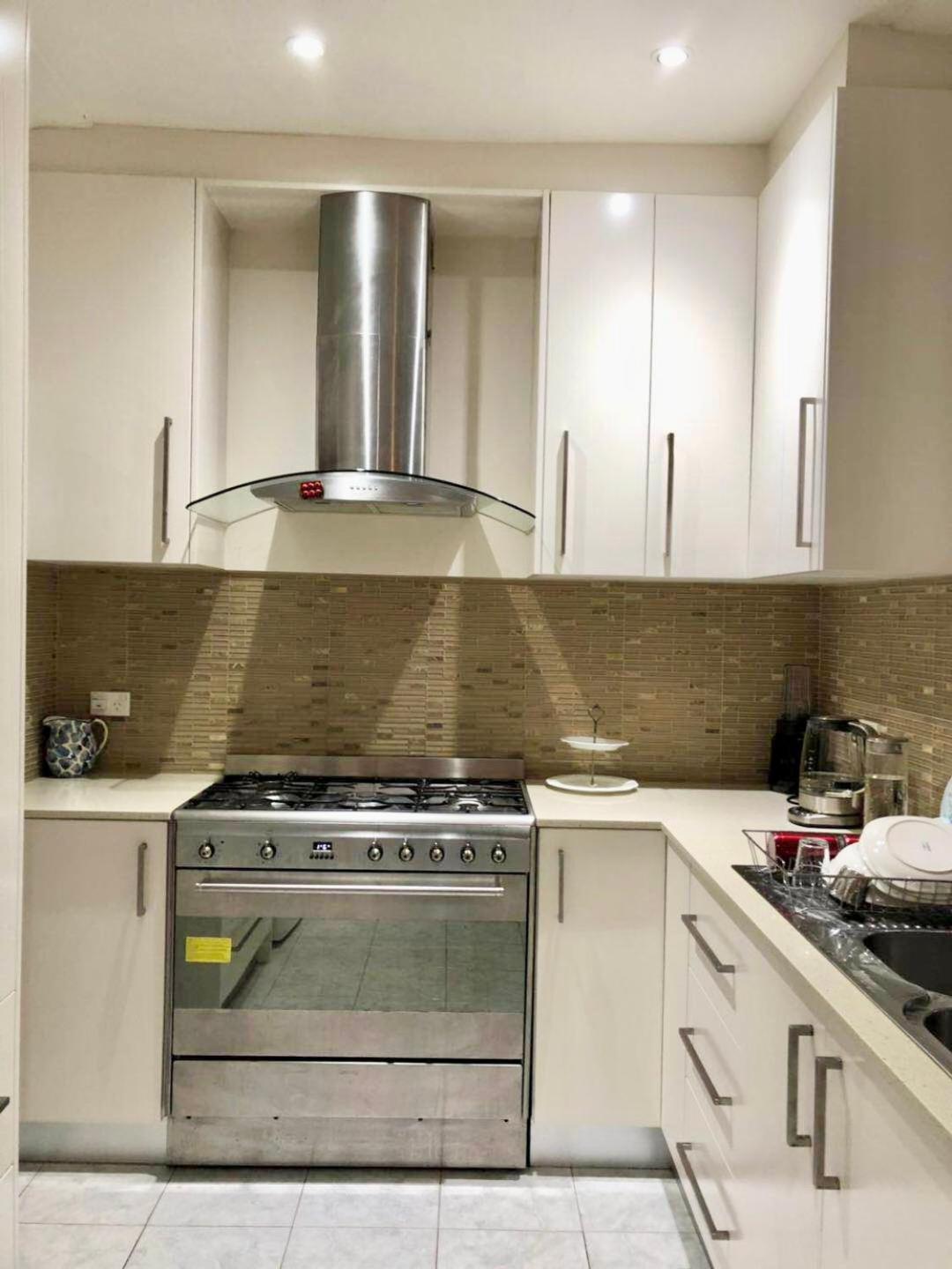 Homestay Comfort Queen Garden View Macquarie Park Ryde