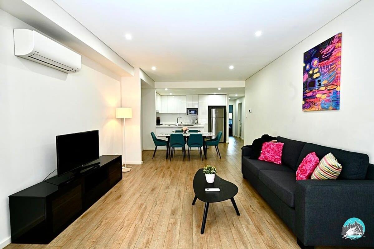 Aircabin - Canterbury - Cheerful - 2 Bed * Sydney