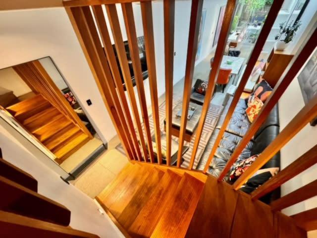 3 Storey House Walk To Fox Scg & * Sidney