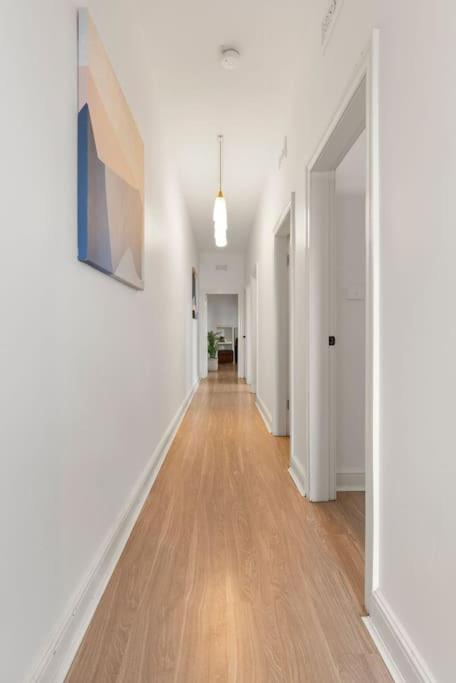 Apartment By Barangaroo Reserve Sydney