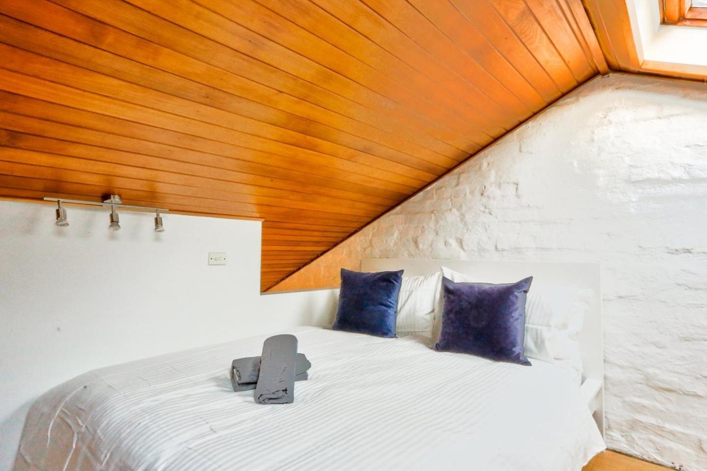 Bahay bakasyunan 2 Bedroom House At The Centre Of Pyrmont Sydney