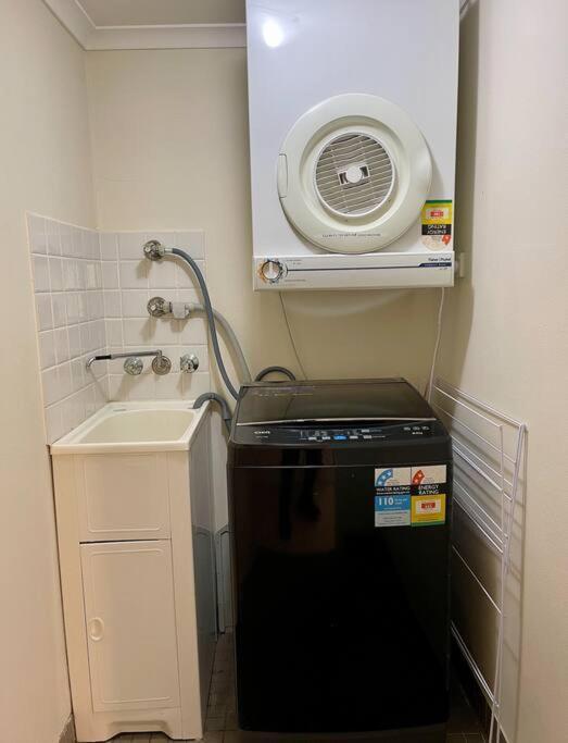 Cozy 2b2b Apt At Hurstville * Sidney