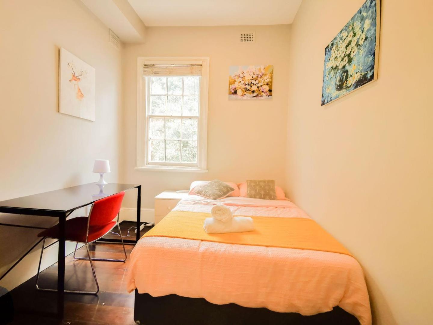 Millers Point Homestay *