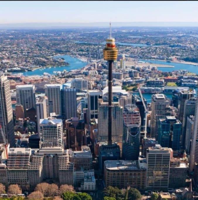 Bright King - Waterfront - Near Stations - Shared Bathroom * Sydney