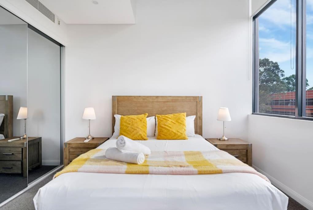Apartment Modern 1b1b With Free Pool&gym Sydney