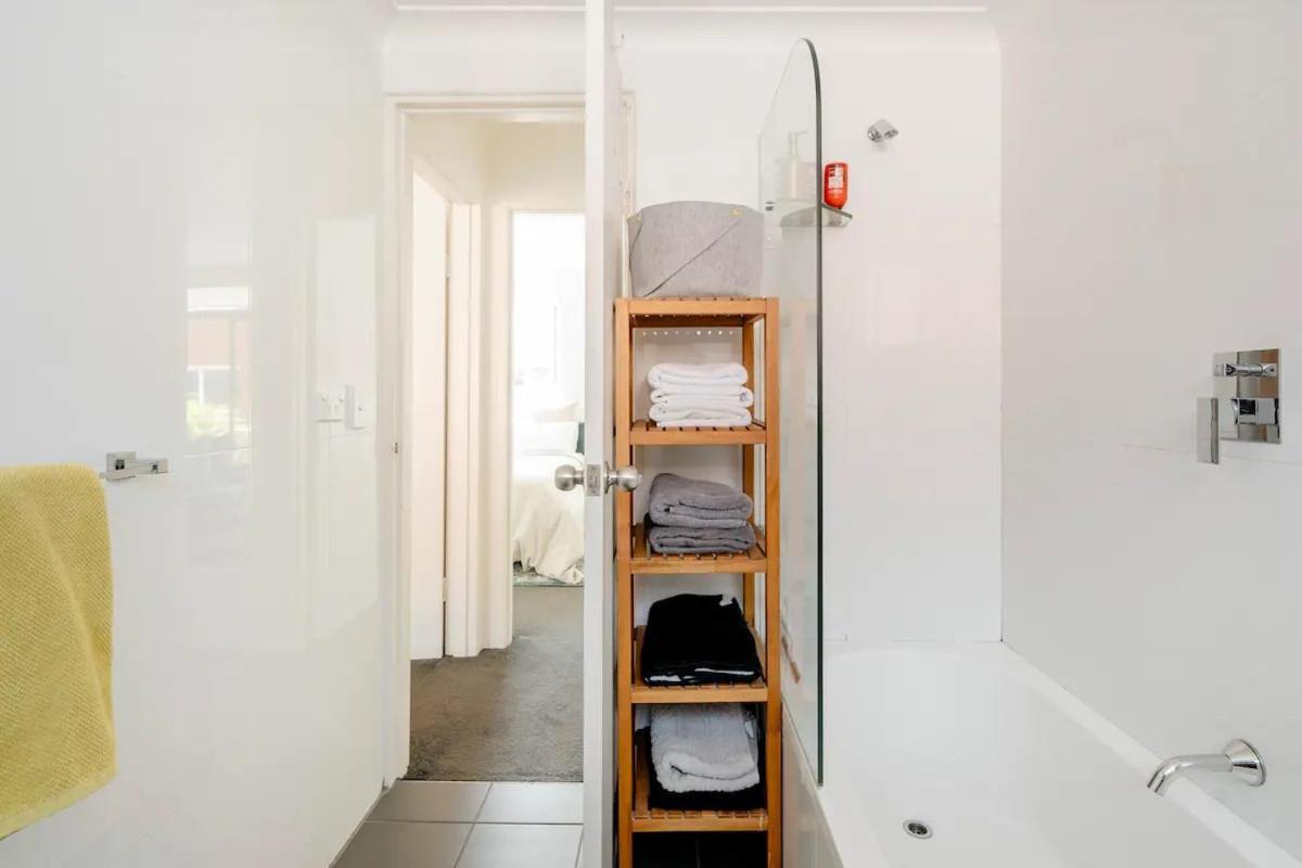 Hospedagem domiciliar Lovely Bedroom In Eastern Suburbs *